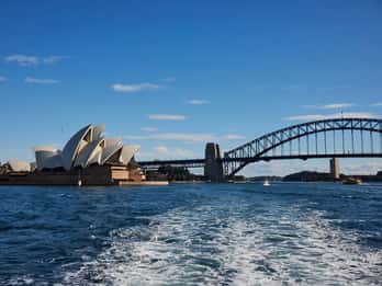 Sydney: Morning or Afternoon Harbour Sightseeing Cruise