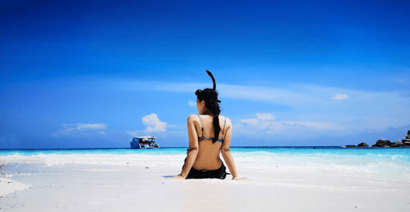 Phuket: Raya Island, Maithon Island, & Dolphin Spotting Tour