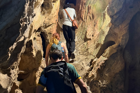 Da Nang: City Sightseeing Tour with Charming Da Nang Show