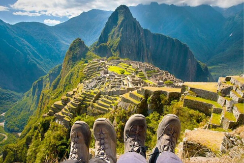 From Cusco: Machu Picchu Day Tour with Panoramic Train From Cusco: Full-day group tour to Machu Picchu and panoramic train
