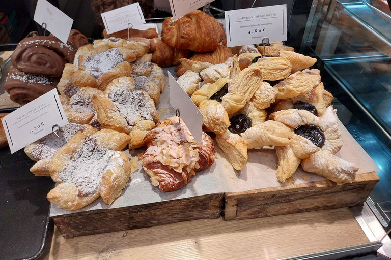 Helsinki: Authentic Food Tour with 8+ Local Delicacies