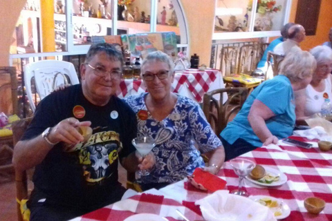 Huatulco: Mexico City Guided Taco Tasting Tour with Drinks