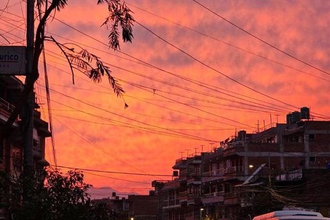From Kathmandu: Bhaktapur Sunrise Photo Tour with Breakfast