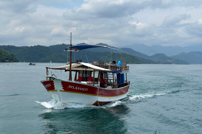 Paraty: Private Boat Tour with Optional Snorkeling