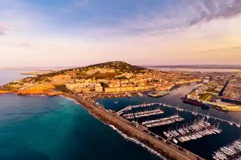 Catamarán Lucile | Desde La Grande Mote Parada en Sète