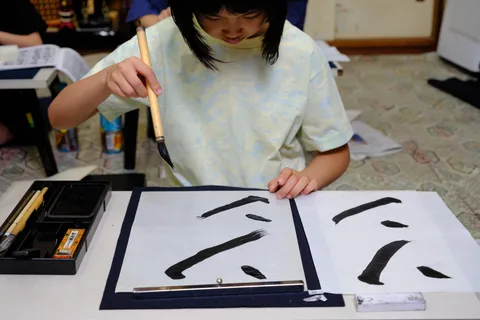Tokyo : Expérience de calligraphie avec Kimono ou Samue