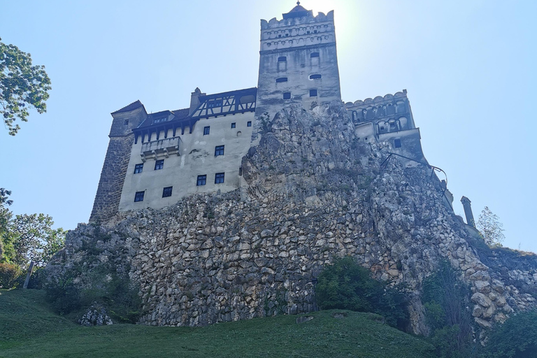 Day Trip to Bran Dracula's Castle and Peles Castle Option for private tour