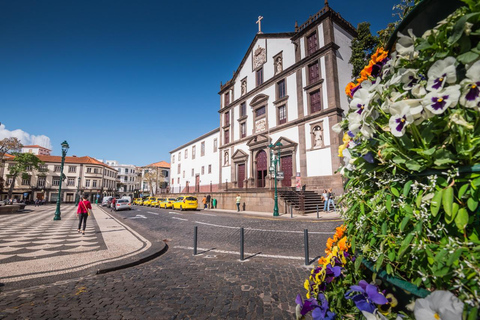 Funchal: Guided Walking Tour with Tastings
