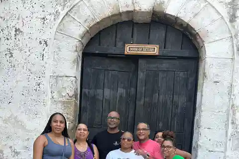 Takoradi Cruise Excursion: Cape Coast and Elmina Castles