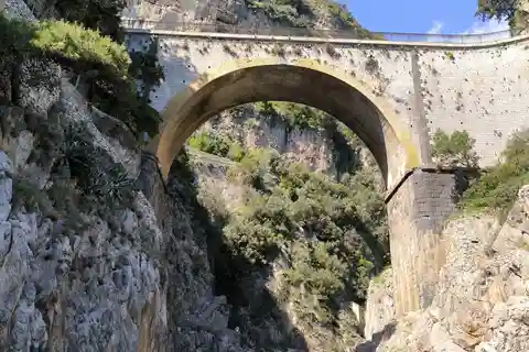Positano: Halvdagsutflykt med privat båttur på Amalfikusten (4 timmar)