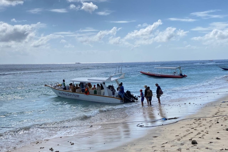 Denpasar: Excursión en barco por el oeste de Nusa Penida con snorkelExcursión de un día a Nusa Penida Occidental con snorkel