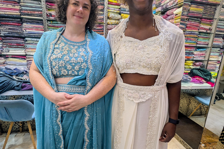 Mumbai: Tour de compras de moda com personal shopperMumbai: Experiência de personal shopper nos subúrbios