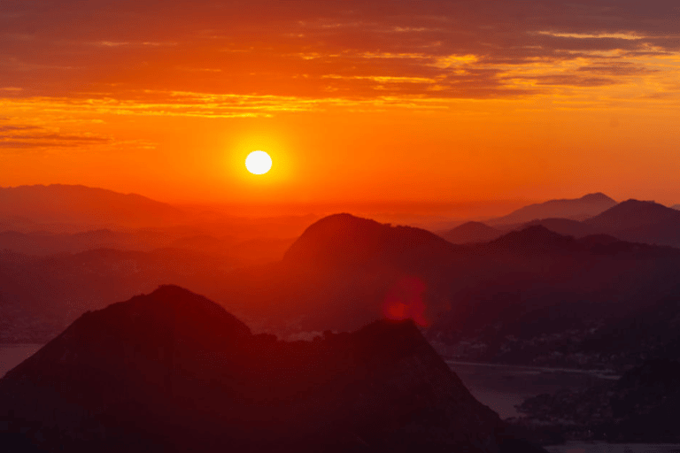 Nascer do sol no Pão de Açúcar com café da manhã exclusivo e traslado