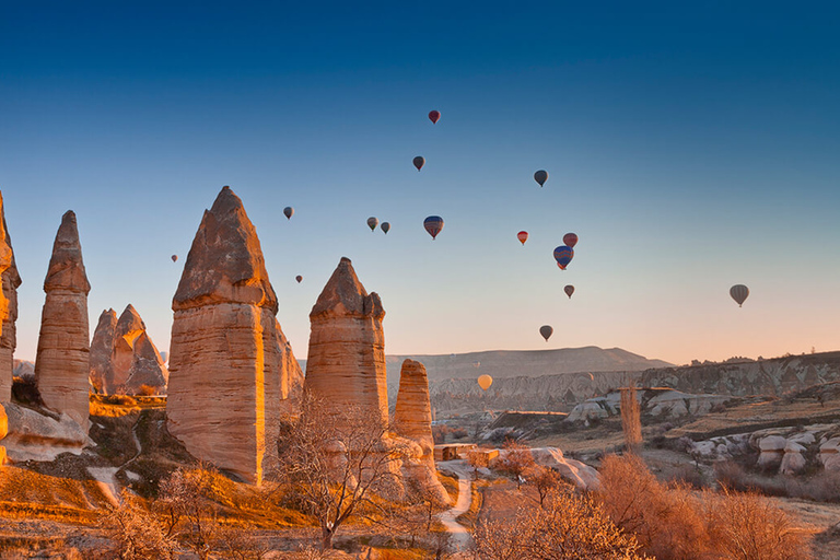 Zij:2 Daagse Cappadocië Tour met Hotel Lunch en Diner