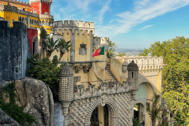 Top Portugal Tour: 7-Day with Transfers, Hotel & Breakfasts