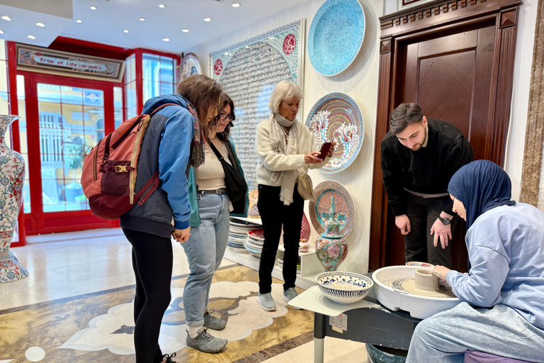 Blue Mosque, Topkapı Palace and Harem Guided Tour Tour with Entry Tickets