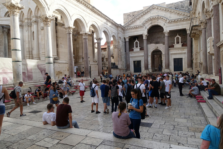 Split Then & Now: Palace & City Life – Small Group Tour