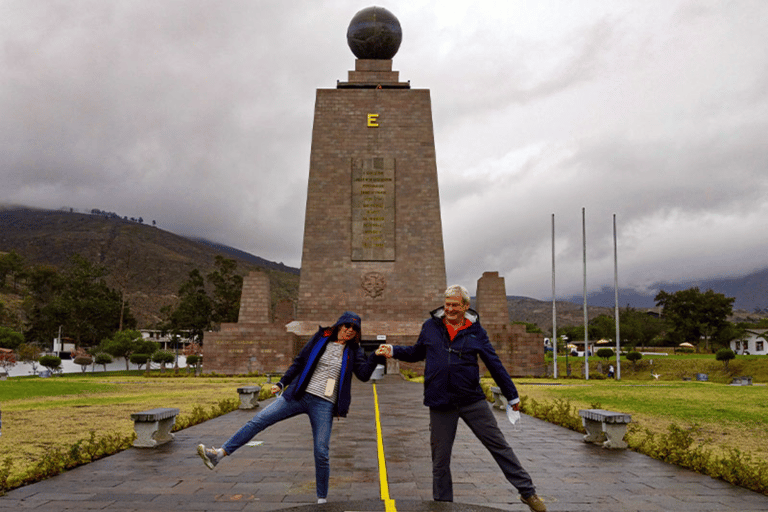 Tour della città di Quito e del Mondo di Mezzo+BirdwatchingTour privato