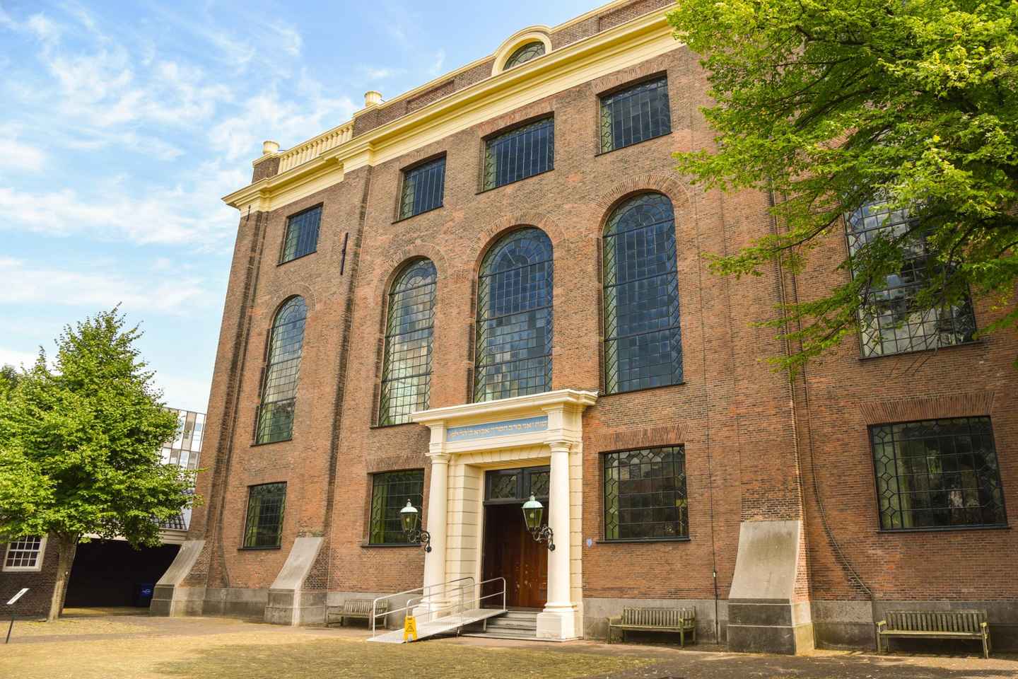 The True Story of Anne Frank's Diary Private Guided Tour