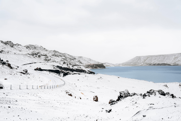 From Reykjavik: Volcanic Peninsula & Grindavik Minibus Tour