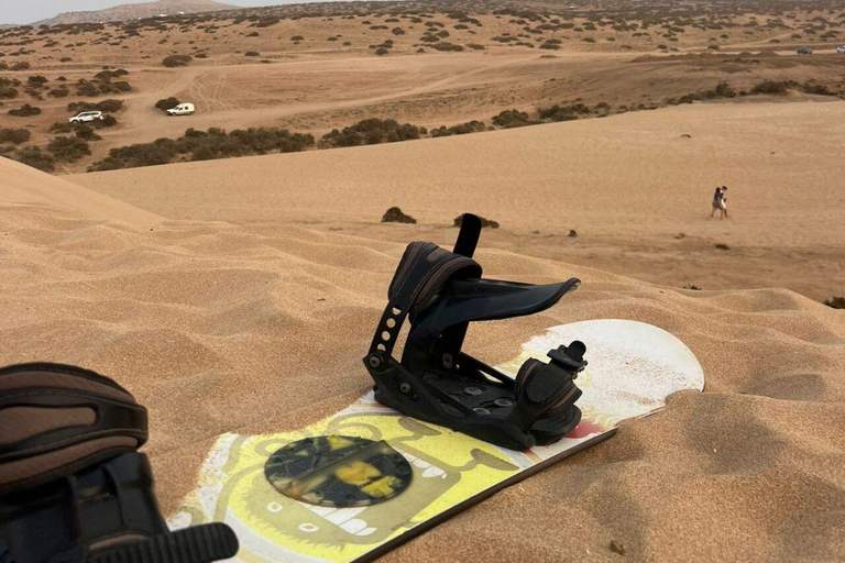 Agadir/Taghazout : Aventure en Sandboard et Dîner au Coucher du SoleilAgadir/Taghazout : aventure en sandboard et dîner au coucher du soleil