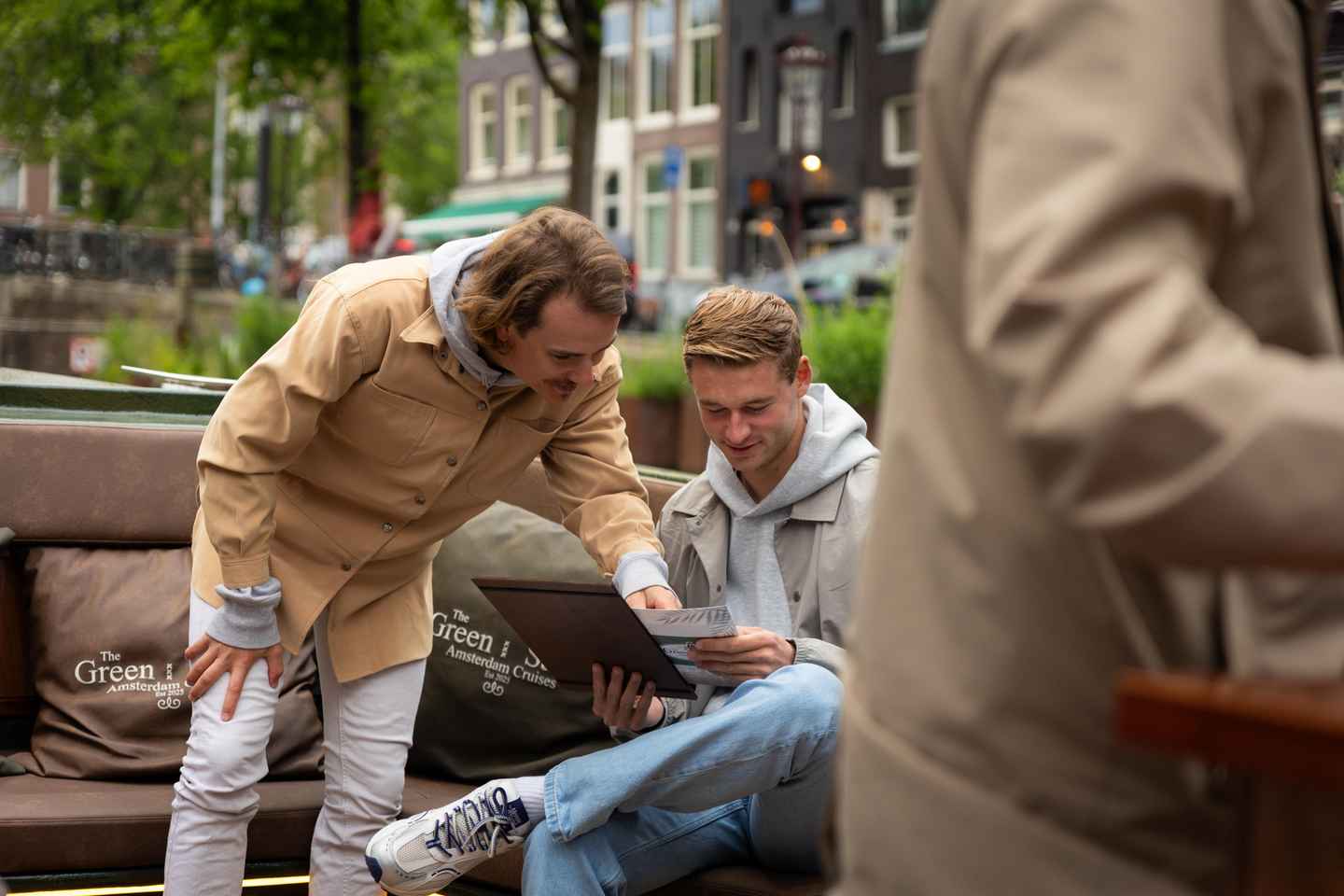 Amsterdam: Covered Heated Canal Cruise with Bitterballen