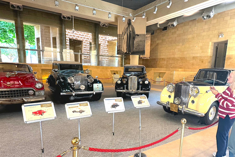 Riyadh: Cultural Guided City Tour & Historic Old Attractions Full-day shared group guided tour with Saudi lunch or dinner