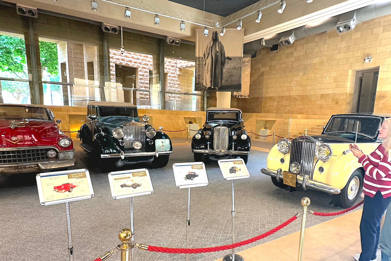 Riyadh: Cultural Guided City Tour & Historic Old Attractions Full-day shared group guided tour with Saudi lunch or dinner