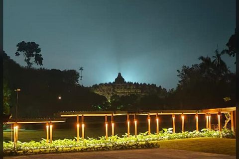 Borobudur Sunrise With Guide, Entry Ticket and Breakfast