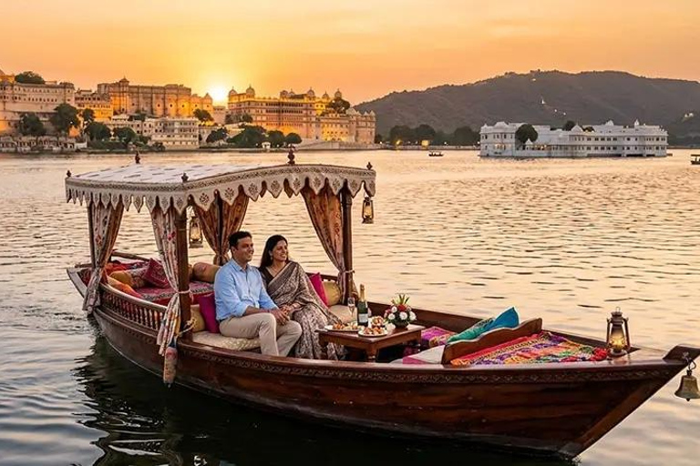 From Ahmedabad: 2-Day Udaipur Private Tour with Guide