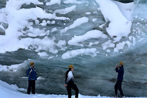 Ushuaia: Laguna and Glacier Ojo del Albino with Mini Hike
