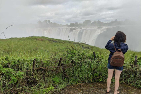 Falls tour met gids - Zimbabwaanse kantRondleiding door watervallen - Zimbabwaanse kant