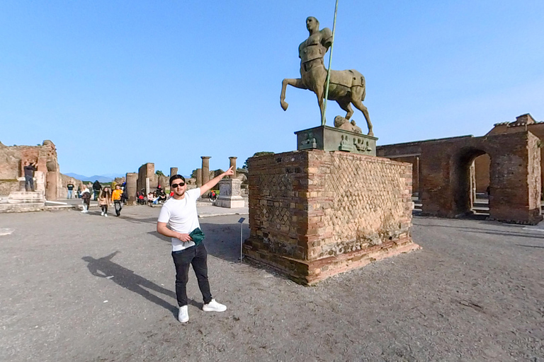 Pompeii: 2 uur voorrangstoegang met een gediplomeerde gidsPompeii: 2 uur bezoek met een gediplomeerde gids