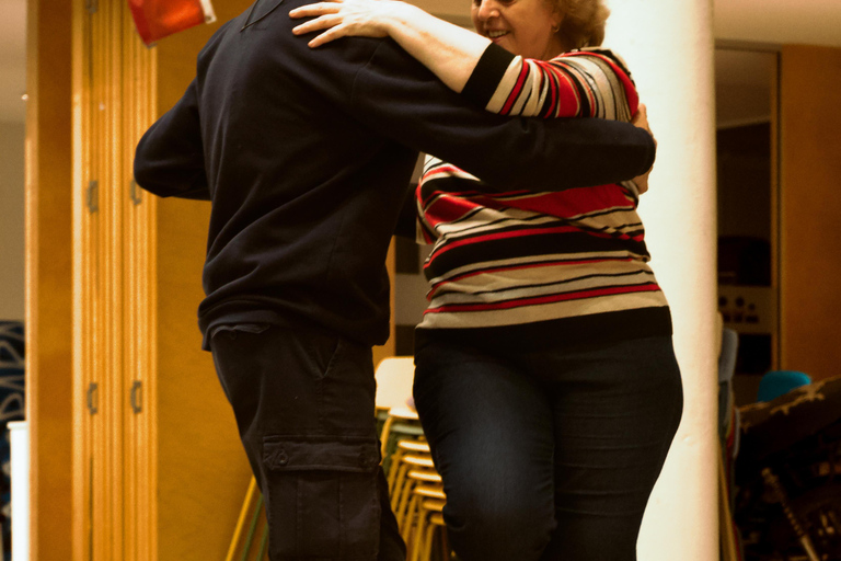 Montevideo: Tango Class with Professional Artists and Photo