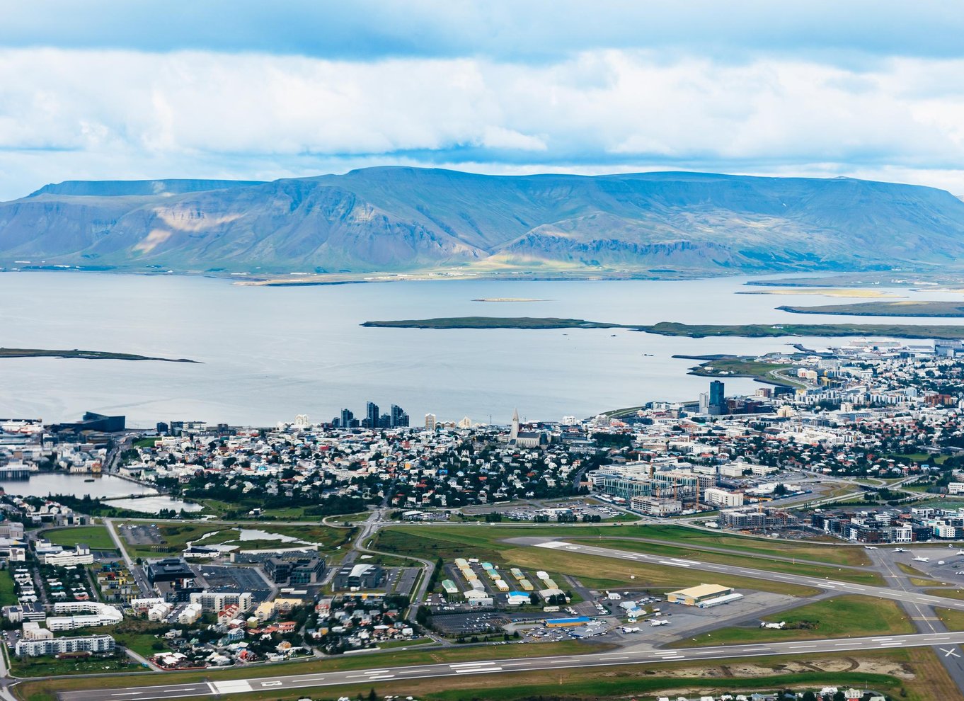 Fra Reykjavik: Helikoptertur i det nye vulkanske område