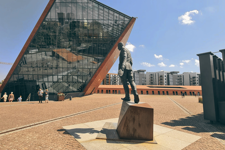 Gdańsk: Private Guided Tour of the WWII Museum