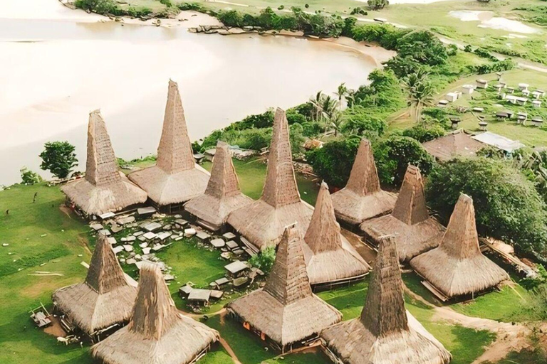 Sumba Island: Private Car Customized Tour with Driver