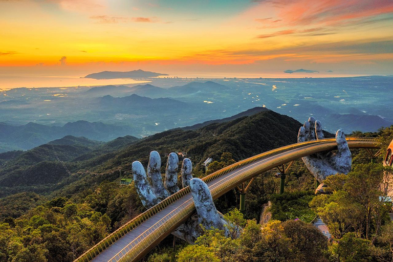 Da Nang: Excursão particular às colinas de Ba Na e à Ponte DouradaDa Nang: excursão privada a Ba Na Hills e Golden Bridge