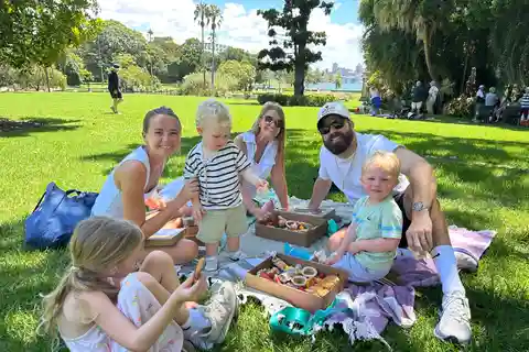 Foraging Food Tour Sydney: Taste the Bush