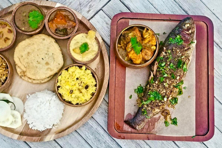 Jaipur: Street Food Walking Tour, Market with Tuk-Tuk Ride Only Professional Tour Guide