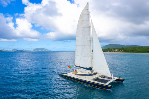 Basseterre: Catamaran Cruise at St. Kitts with Light Lunch