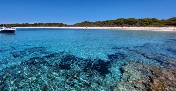 Cala en Bosch – Cala Galdana coastal hike GR 223 Camí de Cavalls
