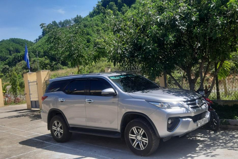 Depuis Hue : Voiture privée pour Phong Nha