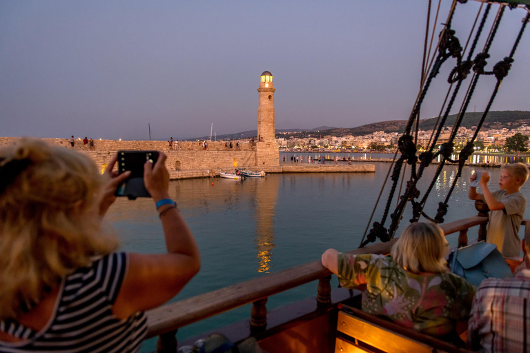 Rethymno: Sunset Cruise with Drink and Snack