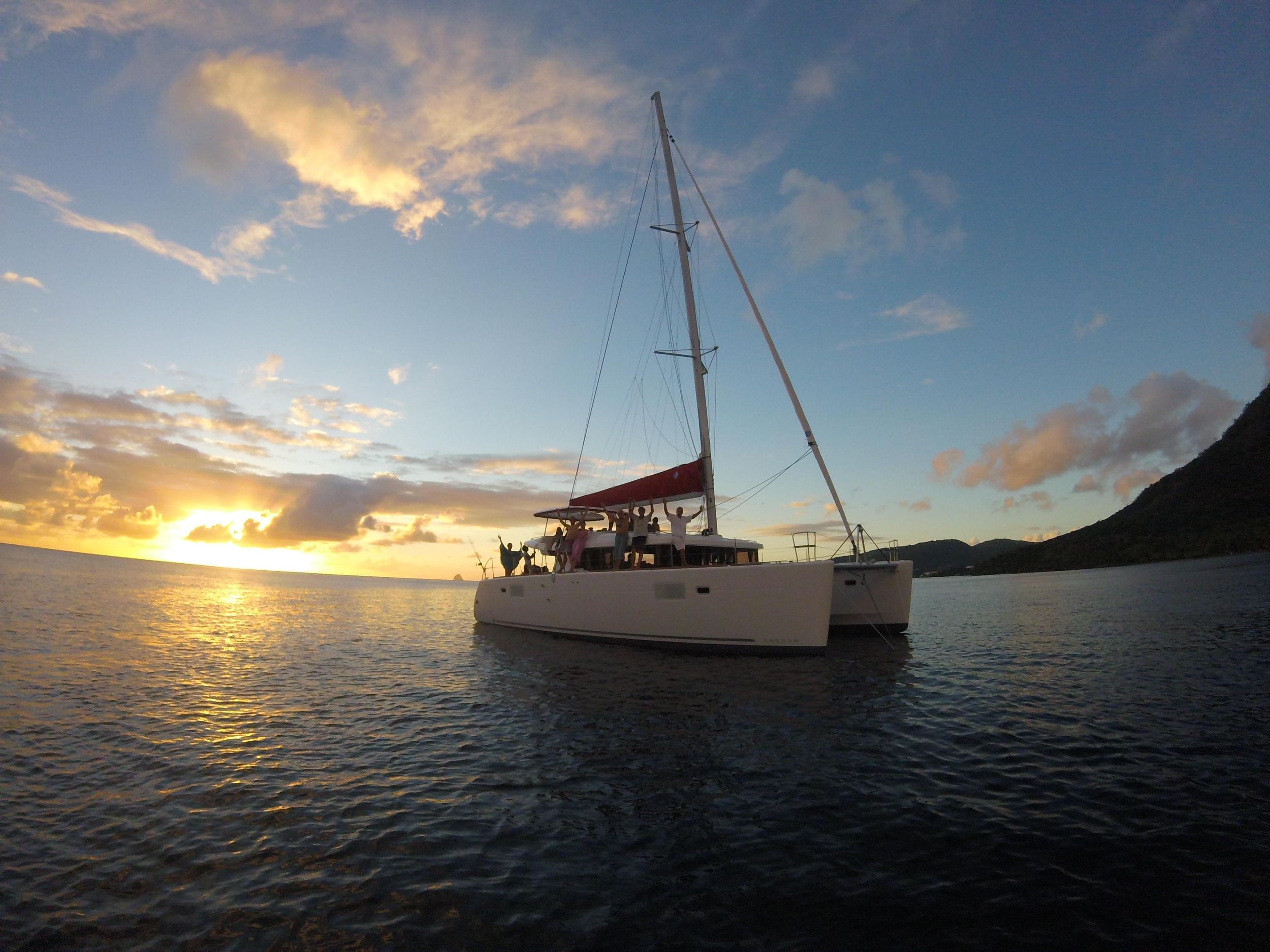 Martinique: Privater Tagesausflug mit dem Katamaran ab Le Marin