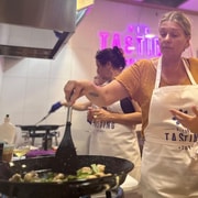 Alicante Paella Cooking Class, Tapas, Drinks and Market
