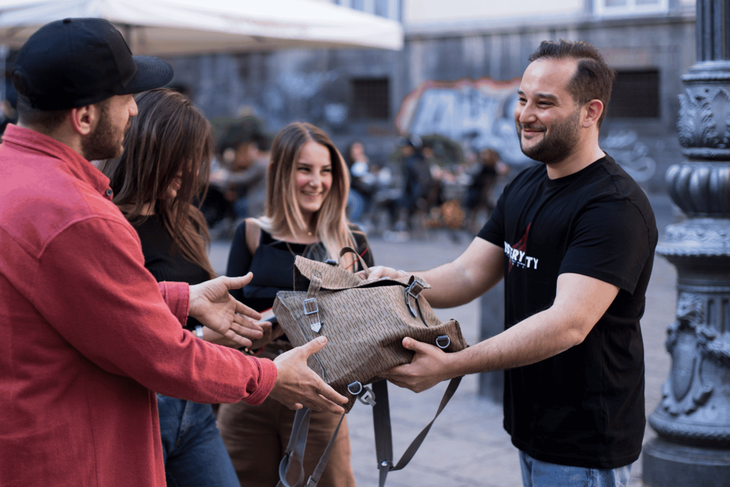 Praga: Gioco di Fuga all'Aperto con Caccia al Tesoro Autoguidata