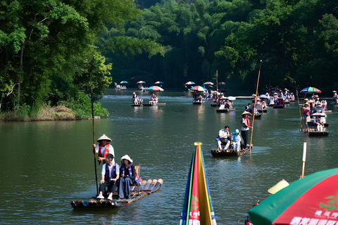 Yangshuo dévoilée : vue sur le karst, dérive en bambou et coucher de soleil en trainGuide pour les autres langues