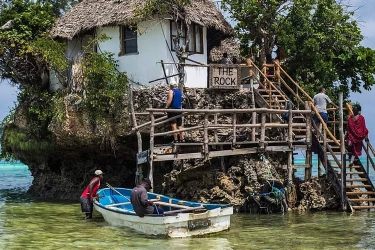 Salam cave aquarim, praia de Mtende e a rocha