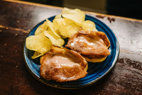 إشبيلية: جولة التاباس المسائية في حي ترياناإشبيلية: جولة مسائية لتناول المقبلات في حي تريانا